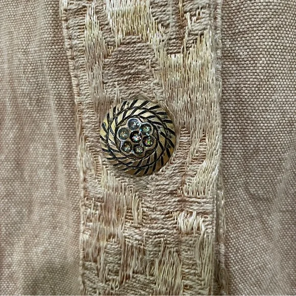 Flashback Women's Embroidered Brown Jean Jacket - Picture 5 of 13